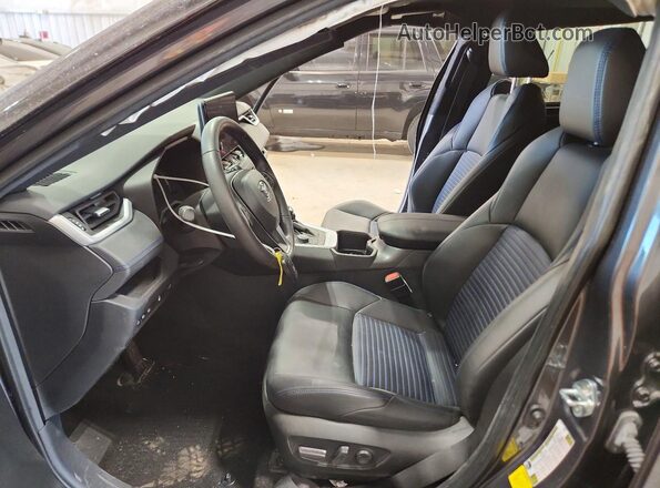 2T3E6RFV1PW039276 2023 TOYOTA RAV4 Gray Vista interior delantera