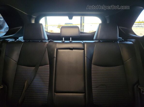 2T3E6RFV3RW058561 2024 TOYOTA RAV4 Белый Вид задних сидений