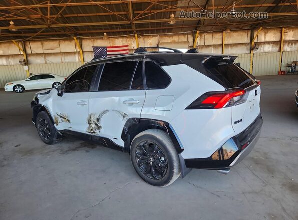 2T3E6RFV3RW058561 2024 TOYOTA RAV4 Белый Задняя левая четверть