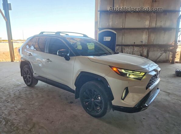 2T3E6RFV3RW058561 2024 TOYOTA RAV4 Белый Передняя правая четверть