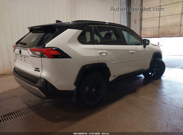 2T3E6RFV3RW064375 2024 TOYOTA RAV4 HYBRID White Rear right