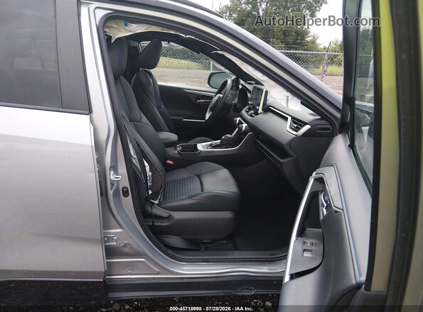 2T3E6RFV5MW006129 2021 TOYOTA RAV4 HYBRID Silver წინა სალონის ხედი