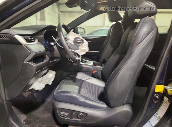 2T3E6RFV6MW009024 2021 TOYOTA RAV4 Blue Widok wnętrza z przodu