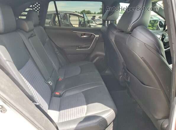 2T3E6RFV6MW025000 2021 TOYOTA RAV4 Белый Вид задней части салона