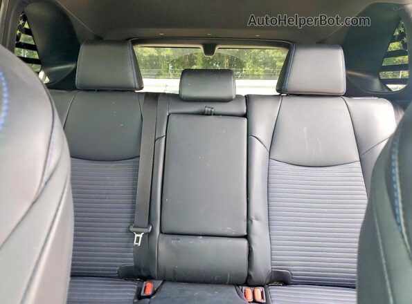 2T3E6RFV6MW025000 2021 TOYOTA RAV4 Белый Вид задних сидений