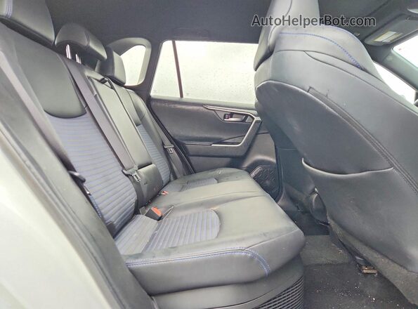2T3E6RFV6RW064516 2024 TOYOTA RAV4 White უკანა სავარძლების ხედი