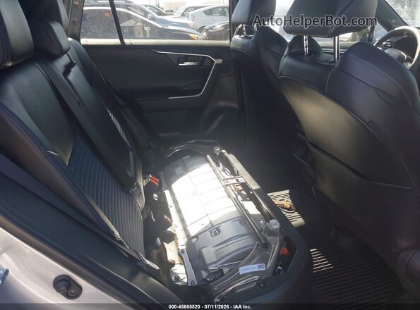 2T3E6RFV7RW051094 2024 TOYOTA RAV4 HYBRID Silver VIN կոդի պիտակի տեսք