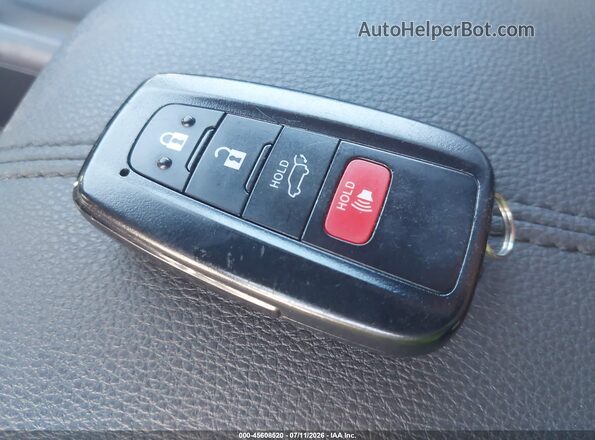 2T3E6RFV7RW051094 2024 TOYOTA RAV4 HYBRID Silver Առջևի վահանակի տեսք