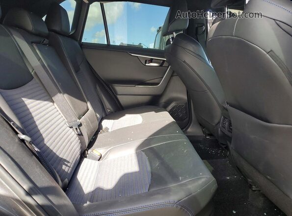 2T3E6RFV9RW077003 2024 TOYOTA RAV4 Gray Вид задніх сидінь