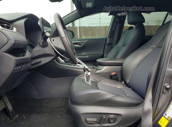 2T3E6RFV9RW077003 2024 TOYOTA RAV4 Gray Вид салону спереду