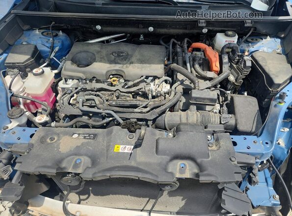 2T3E6RFVXRW051378 2024 TOYOTA RAV4 Blue Vista del compartimento del motor