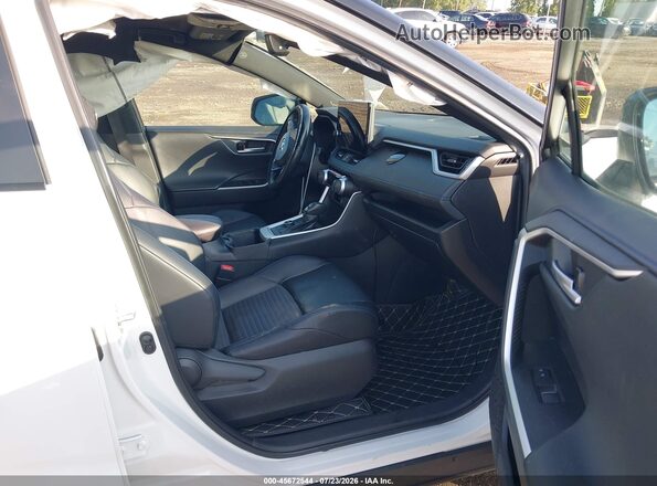 2T3E6RFVXRW073848 2024 TOYOTA RAV4 HYBRID White Սալոնի դիմացի տեսք