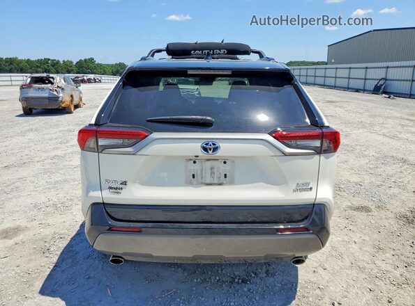 2T3EWRFV3LW059524 2020 TOYOTA RAV4 White Rear view