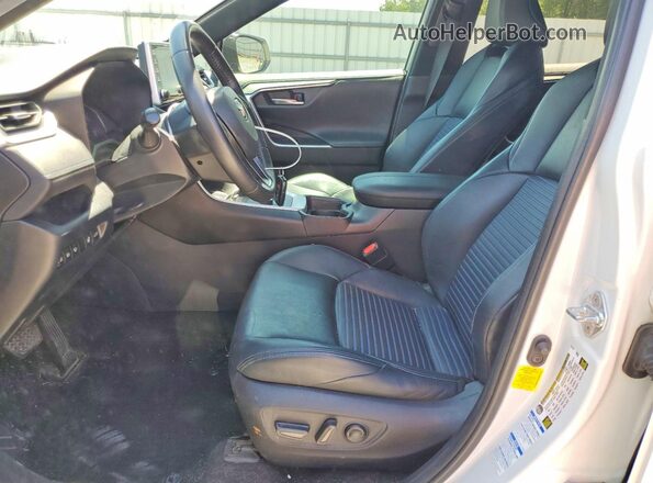 2T3EWRFV3LW059524 2020 TOYOTA RAV4 White Front interior view