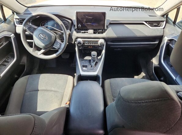 2T3F1RFV2SW498635 2025 TOYOTA RAV4 White Вид панелі приладів
