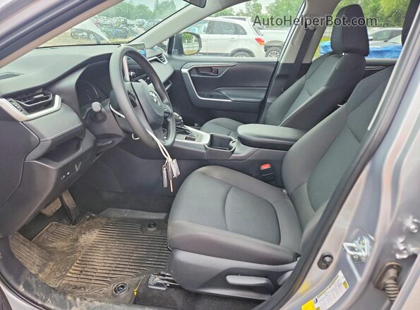 2T3F1RFV3RC480446 2024 TOYOTA RAV4 Silver Սալոնի դիմացի տեսք