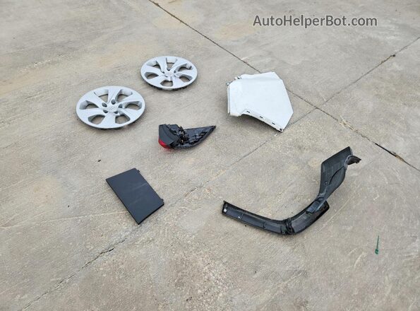 2T3F1RFV4NC307206 2022 TOYOTA RAV4 White Widok komory silnika