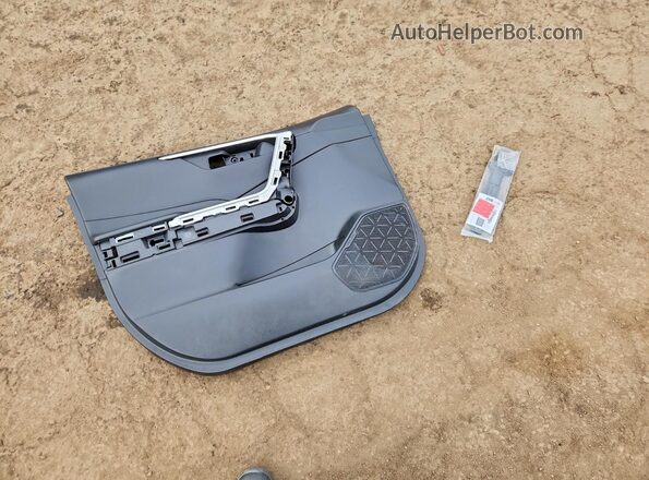 2T3F1RFV4RC426508 2024 TOYOTA RAV4 White Widok komory silnika