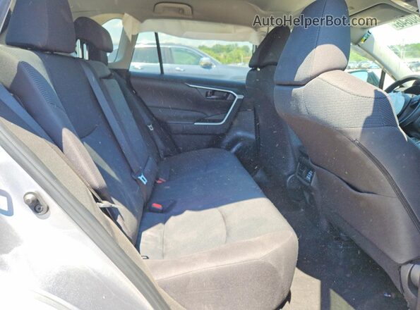 2T3F1RFV4RC436696 2024 TOYOTA RAV4 Silver Vista interior trasera