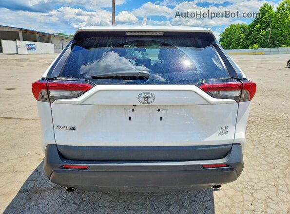 2T3F1RFV4RC471738 2024 TOYOTA RAV4 White Rear view