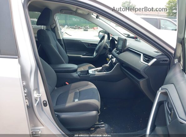 2T3F1RFV6KC001619 2019 TOYOTA RAV4 Gray Widok wnętrza z przodu