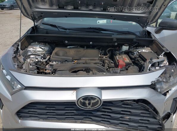 2T3F1RFV6KC001619 2019 TOYOTA RAV4 Gray Widok z tyłu