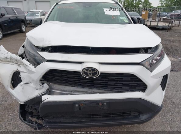 2T3F1RFV7KC059996 2019 TOYOTA RAV4 White Вид спереду