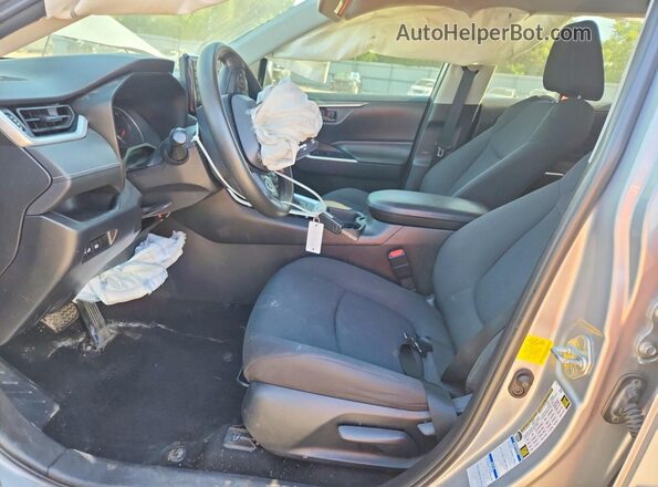 2T3F1RFV7KW060807 2019 TOYOTA RAV4 Silver Սալոնի դիմացի տեսք