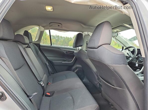 2T3F1RFV8PW364462 2023 TOYOTA RAV4 Серебряный Вид задней части салона