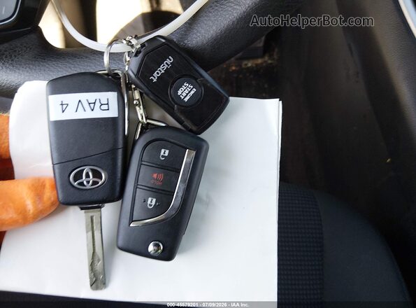 2T3F1RFV8RC458264 2024 TOYOTA RAV4 White წინა პანელის ხედი