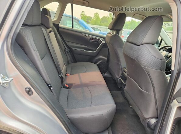 2T3F1RFV9MC210680 2021 TOYOTA RAV4 Серебряный Вид задней части салона
