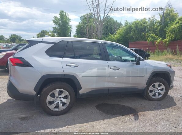 2T3F1RFV9NC279516 2022 TOYOTA RAV4 Silver Widok wnętrza z tyłu
