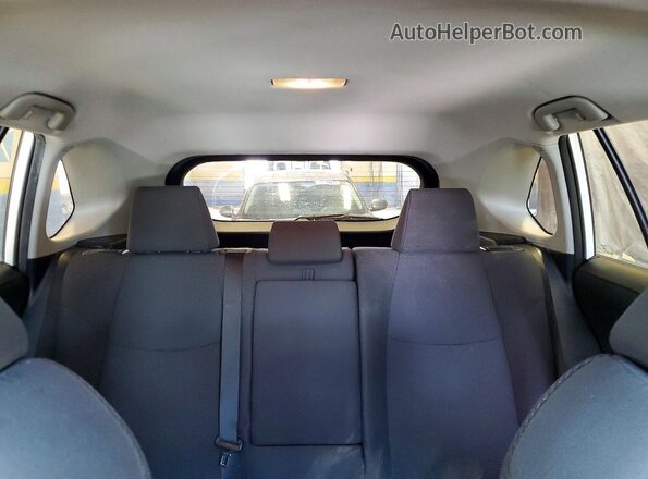 2T3F1RFVXKC012414 2019 TOYOTA RAV4 White Հետևի նստատեղերի տեսք