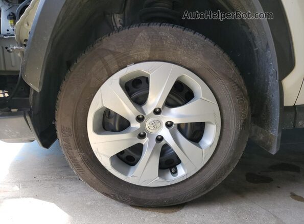 2T3F1RFVXKC012414 2019 TOYOTA RAV4 White 