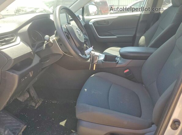 2T3F1RFVXNW325904 2022 TOYOTA RAV4 Silver Vista interior delantera