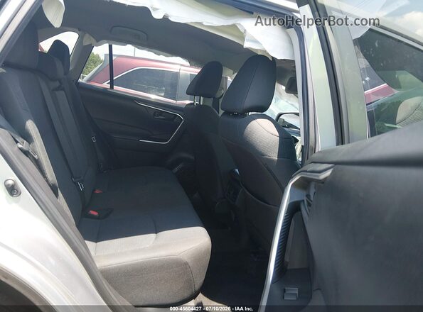 2T3F1RFVXPC374475 2023 TOYOTA RAV4 Silver Vista de la etiqueta del VIN