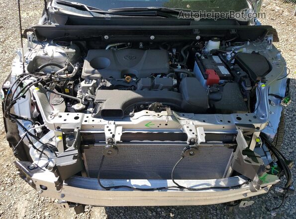 2T3F1RFVXSW572593 2025 TOYOTA RAV4 Silver Vista del compartimento del motor