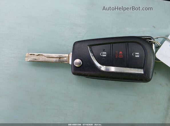 2T3G1RFV1KC013147 2019 TOYOTA RAV4 Maroon Вид панелі приладів