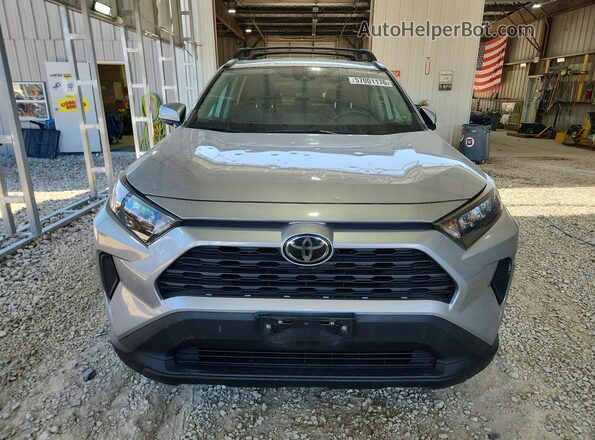 2T3G1RFV2KW075641 2019 TOYOTA RAV Silver Вид спереду