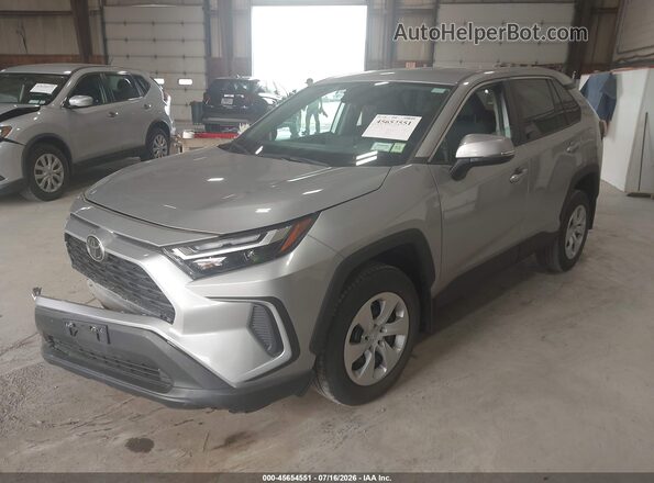 2T3G1RFV4RC400107 2024 TOYOTA RAV4 Silver Передня ліва чверть