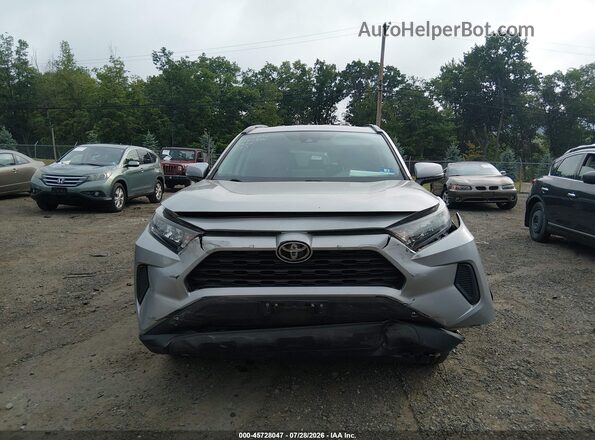 2T3G1RFV6KW001199 2019 TOYOTA RAV4 Silver Widok wnętrza z tyłu