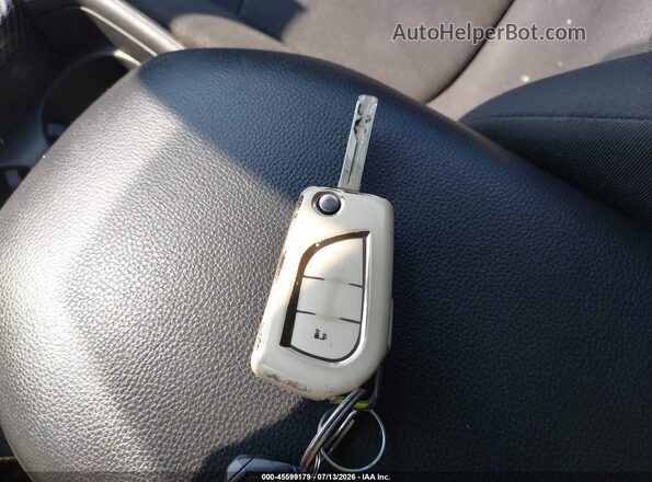 2T3G1RFV6KW007567 2019 TOYOTA RAV4 Серый Вид панели приборов