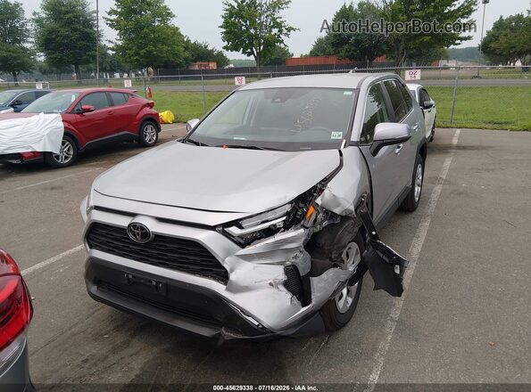 2T3G1RFV7SW497615 2025 TOYOTA RAV4 Gray Vista tres cuartos delantera izquierda