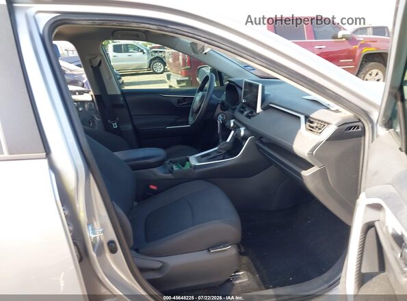 2T3H1RFV1RC274423 2024 TOYOTA RAV4 Silver წინა სალონის ხედი