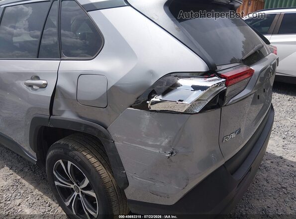 2T3H1RFV2NC188497 2022 TOYOTA RAV4 Серебряный Вид спереди
