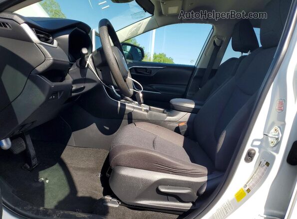 2T3H1RFV2PW285118 2023 TOYOTA RAV4 White Widok wnętrza z przodu