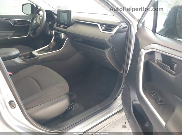 2T3H1RFV3MC154258 2021 TOYOTA RAV4 Silver Vista interior delantera