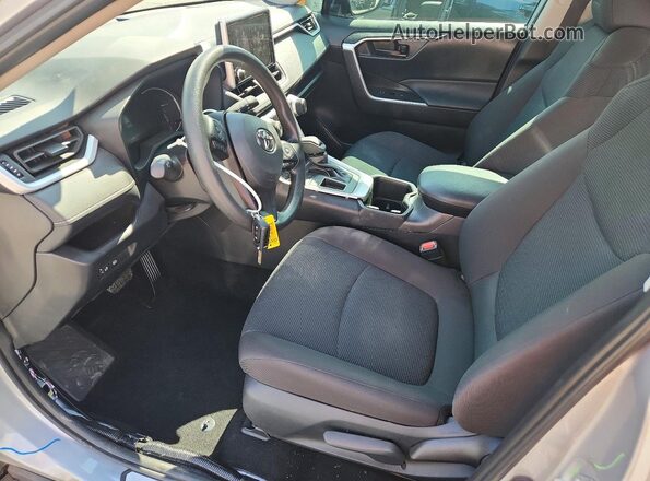 2T3H1RFV3SW401788 2025 TOYOTA RAV4 Silver Front interior view