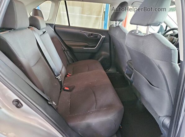 2T3H1RFV4KW027806 2019 TOYOTA RAV4 Silver Հետևի նստատեղերի տեսք