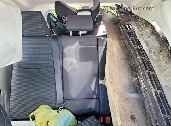 2T3H1RFV5RC291161 2024 TOYOTA RAV4 Silver Vista de los asientos traseros
